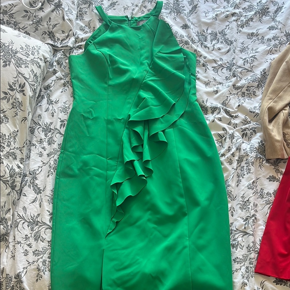 Elegant Green Sleeveless Dress